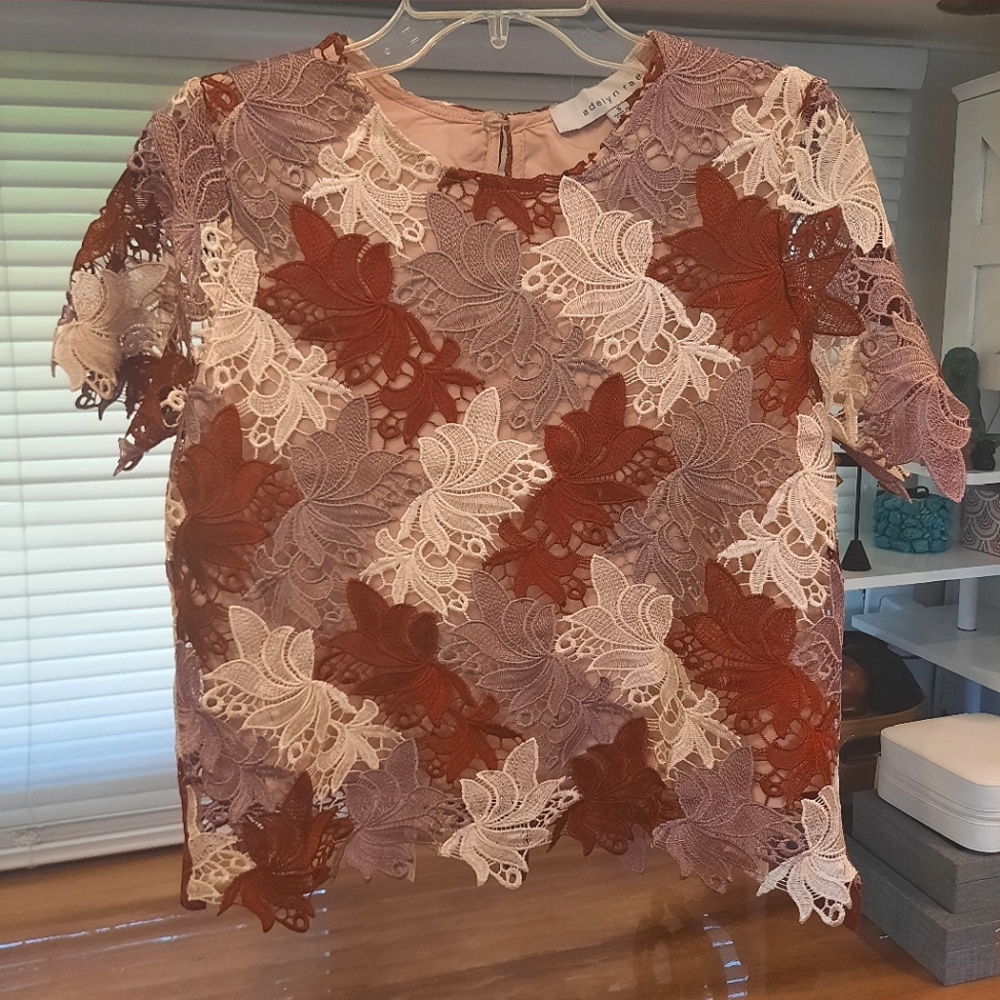Adelyn Rae Lace Overlay Blouse Small